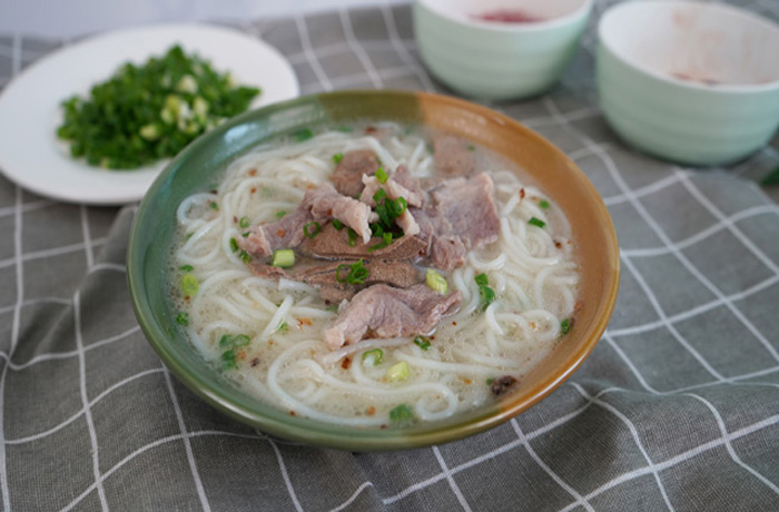 明水原味汤粉王培训
